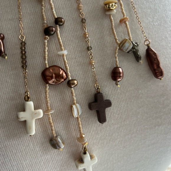 Ariana Ost Free People Something Beautiful Pearl Cross Bead Necklace SOLD OUT - Picture 4 of 8